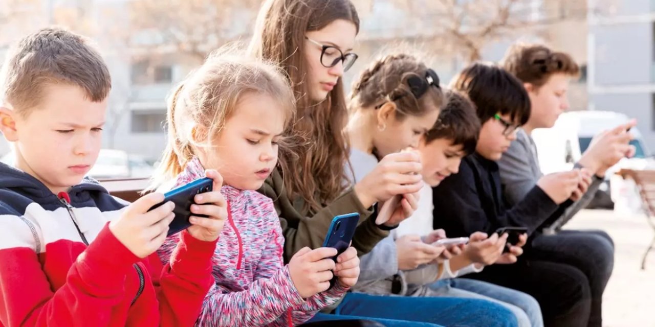 Uzmanlardan zararlı içerikleri filtreleyen 'etik algoritma' çağrısı