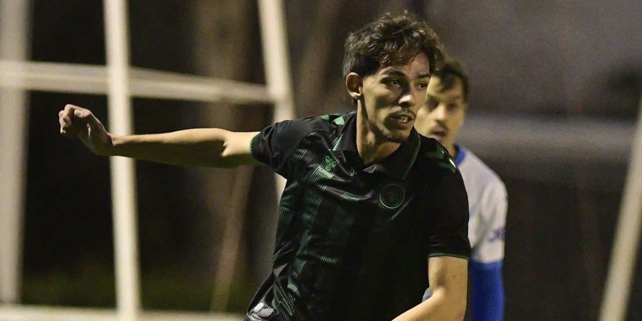 Konyaspor'un genç yıldızı şampiyon kadroda yer aldı