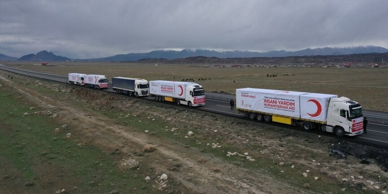 Türk Kızılayı'ndan İran'a insani yardım