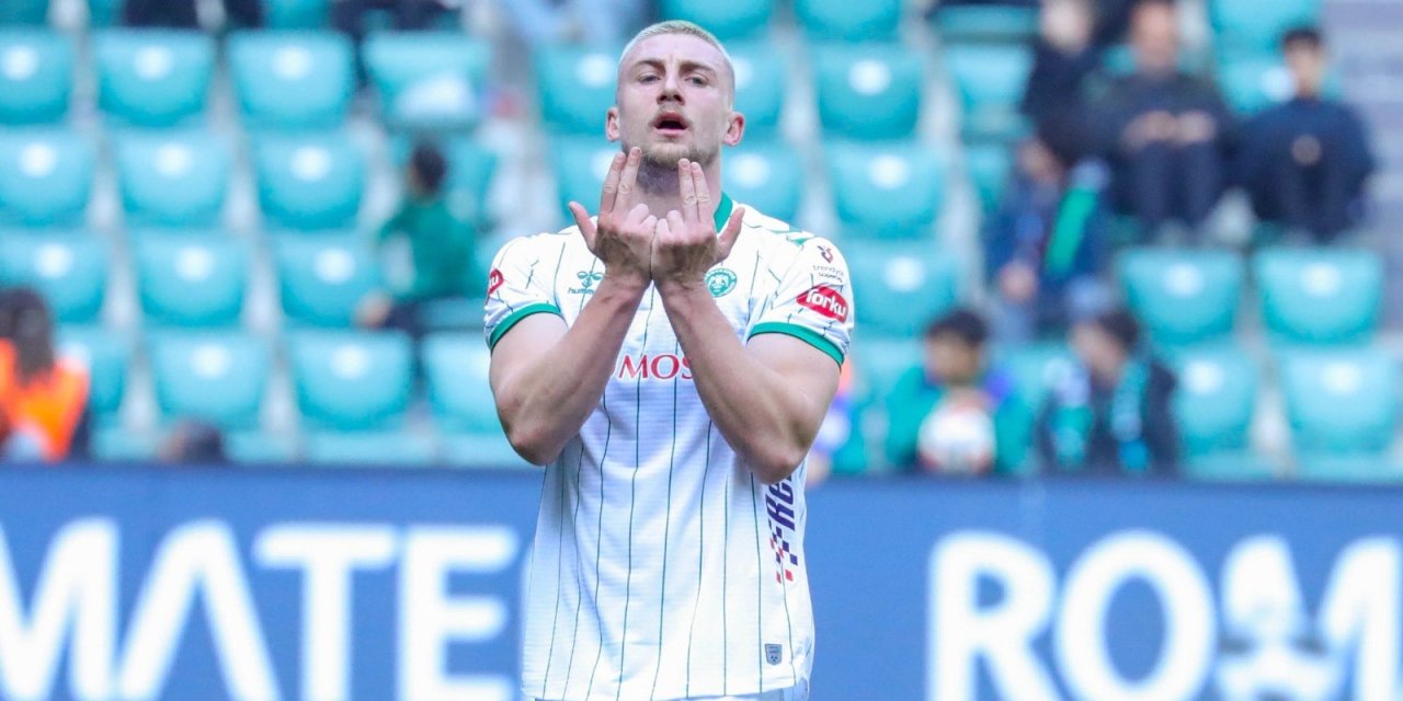 Kramer şeytanın bacağını kırdı!