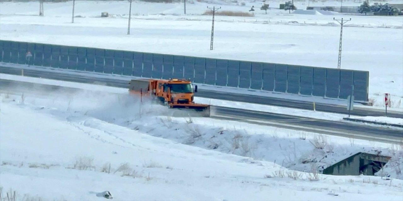 Nisanın ortası! Bazı illerde kar çok etkili