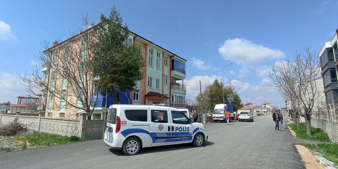 Karaman'da üçüncü kattan düşen çocuk yaralandı