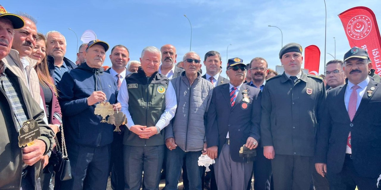 2 bin 500 fidan toprakla buluşturuldu