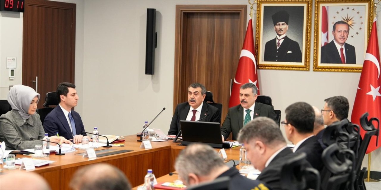 Bakanlıkta 'okul güvenliği' toplantısı başladı