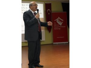 Muğla E Tipi Kapalı Cezaevi'ndek Aile İçi İletişim Semineri Düzenlendi