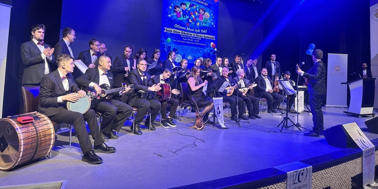 Konya'da otizmli çocuklardan oluşan koro sahne aldı