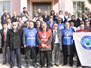 Sağlıkta katkı payı protesto edildi