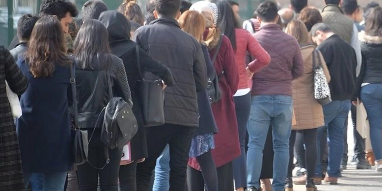 Dar tanımlı işsizlik azaldı, geniş tanımlı işsizlik arttı