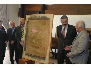 Aydınlı Genç Kızların Dokuduğu 135 Yıllık Sancak Restore Edildi