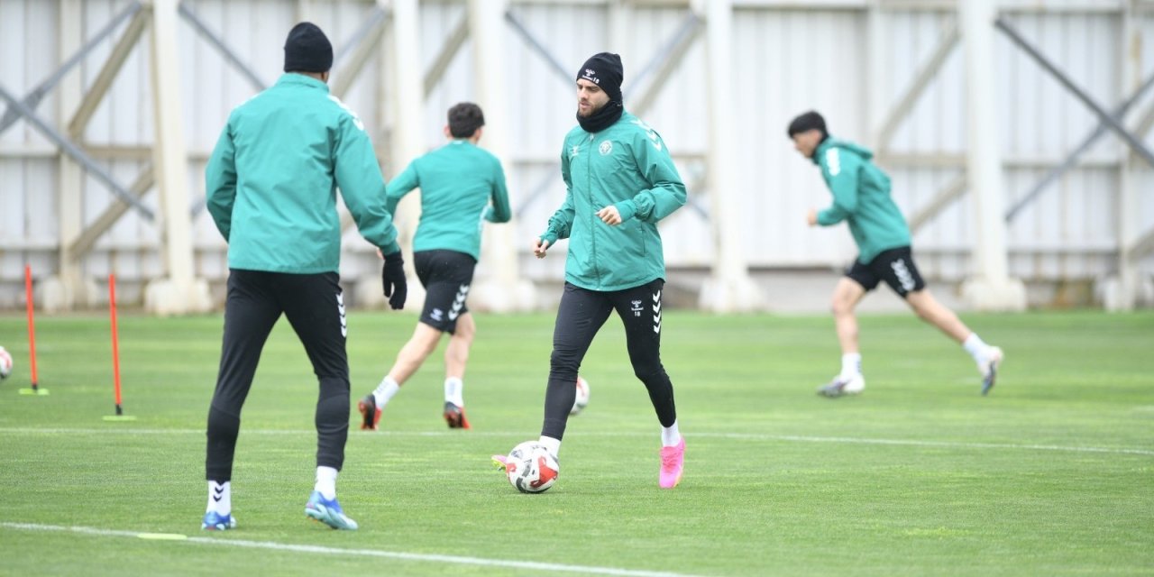 Konyaspor’da Beşiktaş mesaisi sürüyor
