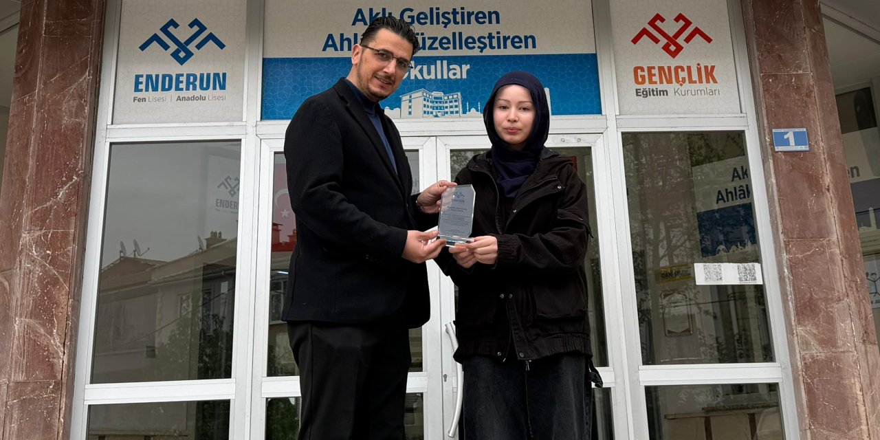Özel Enderun'dan çifte başarı!