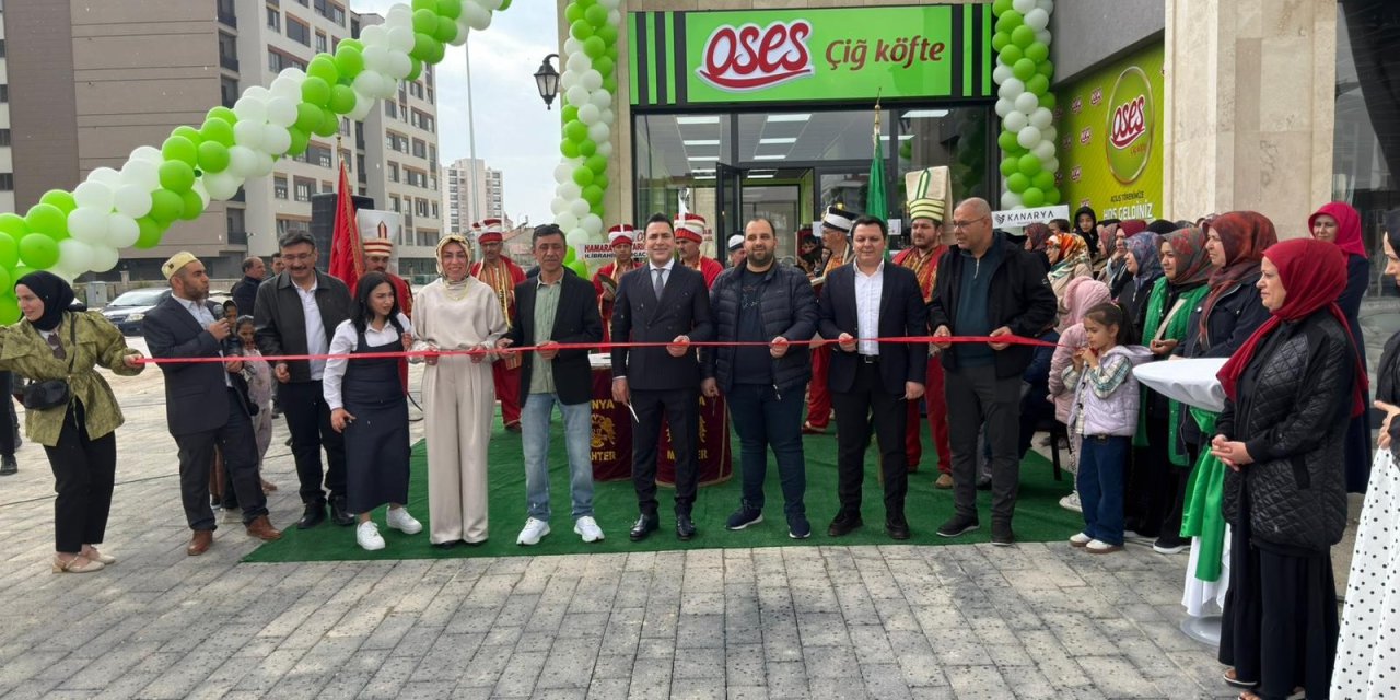 Oses Çiğköfte Konya’da '1001' dedi
