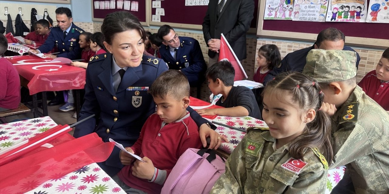 Konya'da Mehmetçiğe mektup yazdılar! Cevap geldi