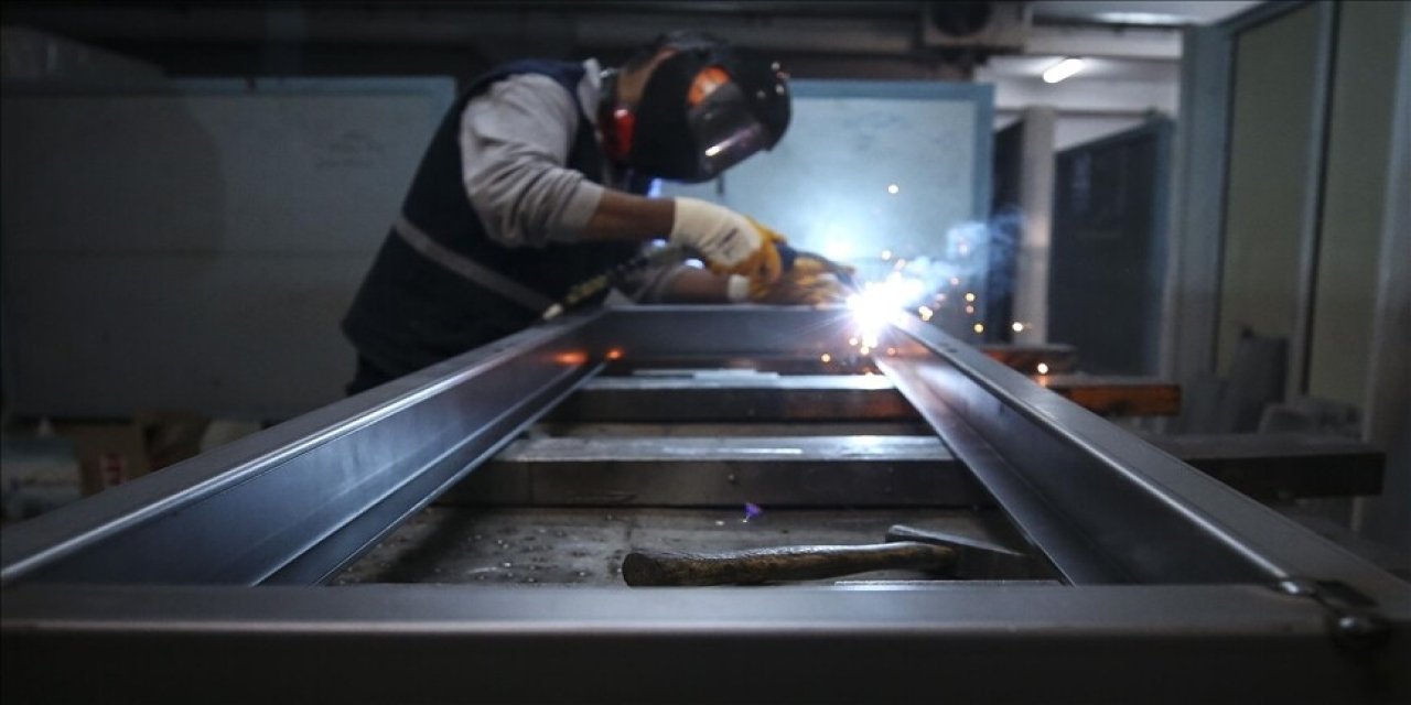 Ücretli çalışan sayısında artış var