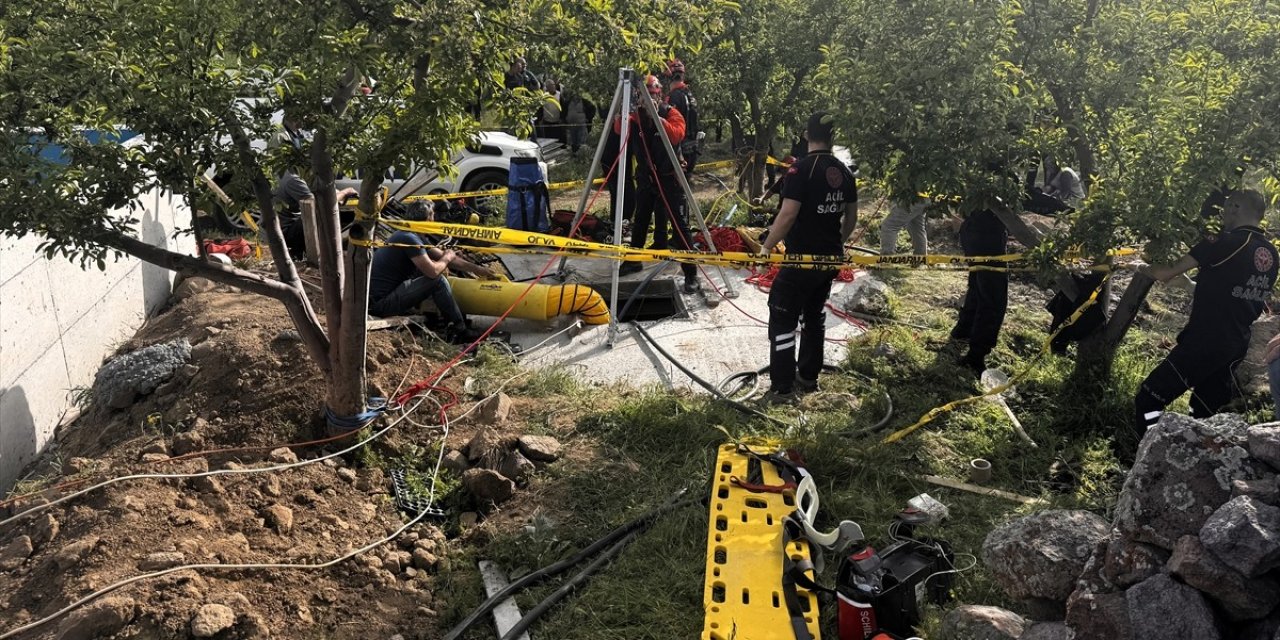 Temizlik için kuyuya giren 3 kişi öldü