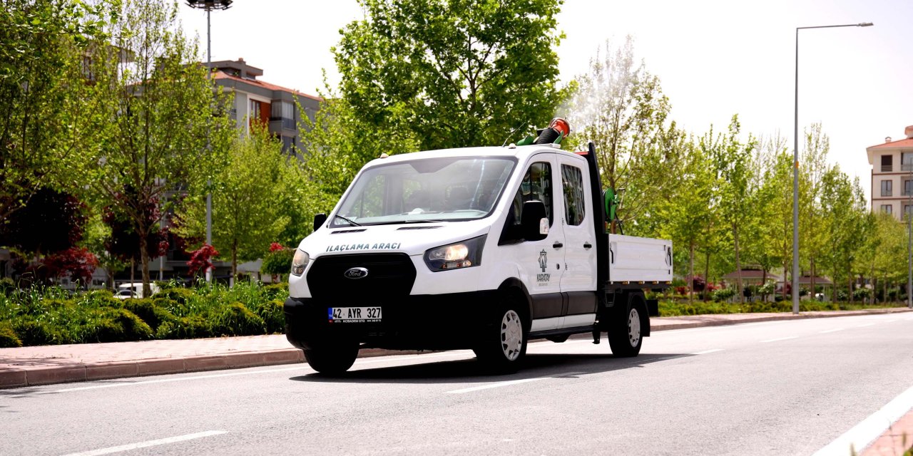 Karatay'dan bayram öncesi ilaçlama mesaisi