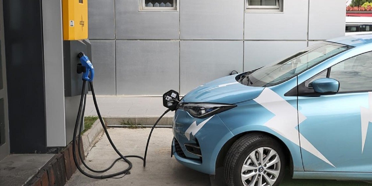 Dünyada bu yıl satılan araçların ne kadarı elektrikli olacak?