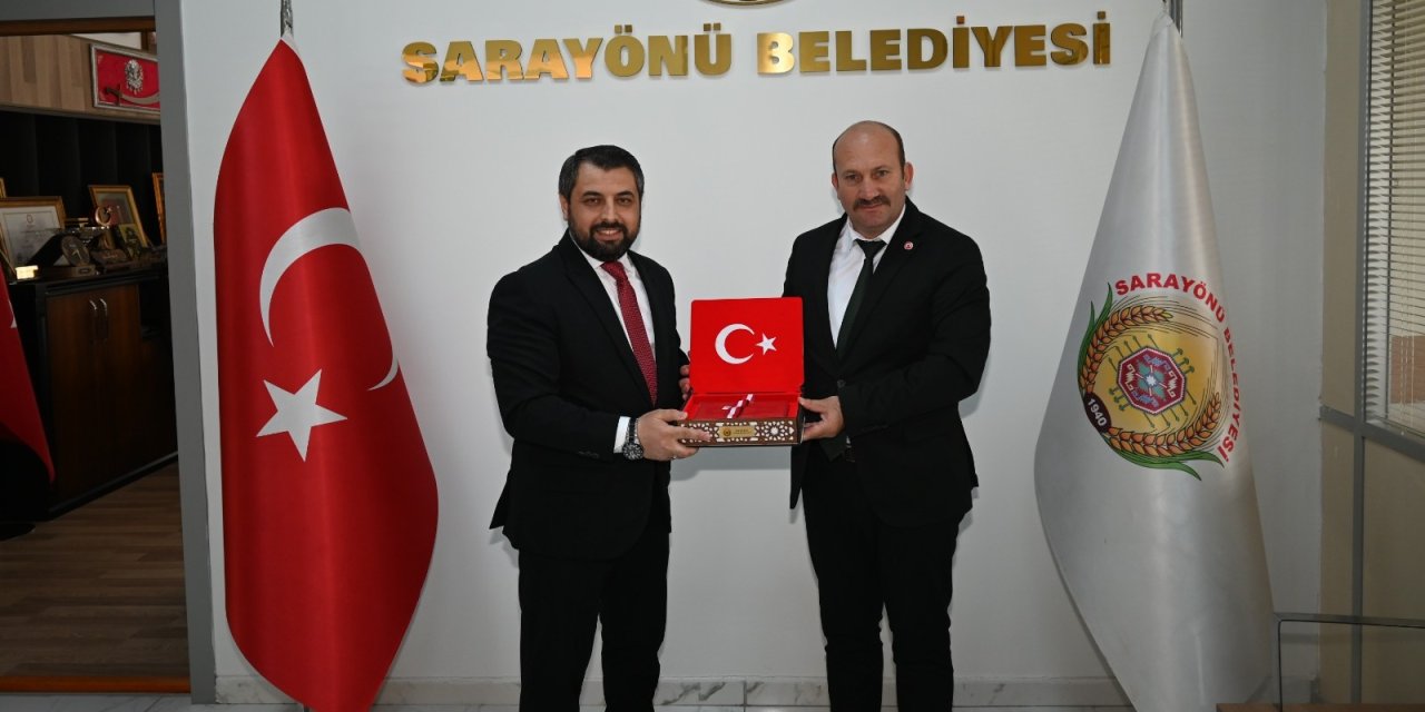 Emlakçılar Sarayönü’nde bir araya geldi