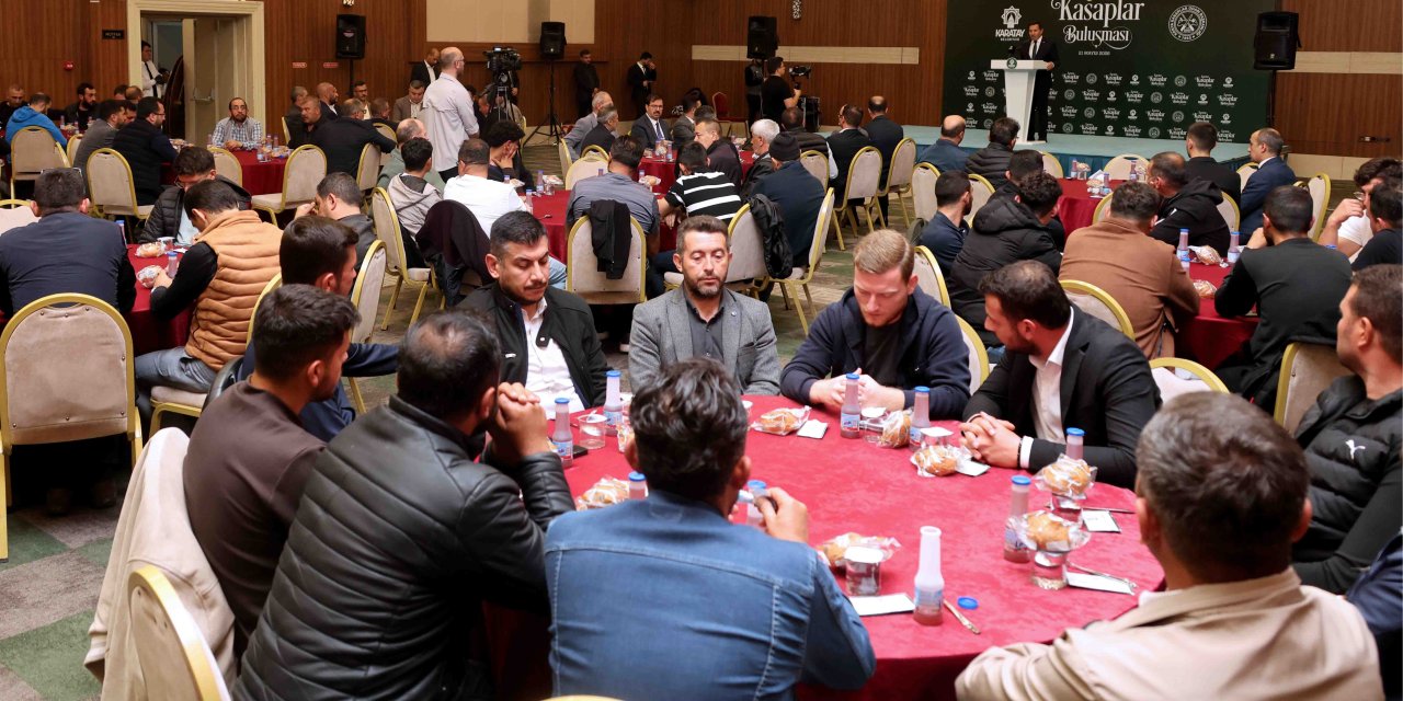 Kılca kasaplarla bir araya geldi