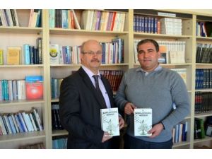 Kılıçaslan Lisesi Öğretmenlerinden Kırlangıç Ağıdı’na İki Eser