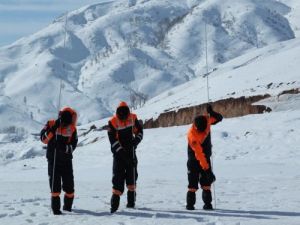 Afad Personeline Kurtarma Eğitimi Veriliyor