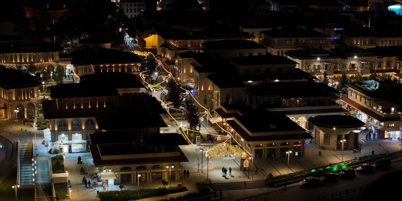 Konya'da cadde ve meydanlara akşam güncellemesi: Böyle gözükecek