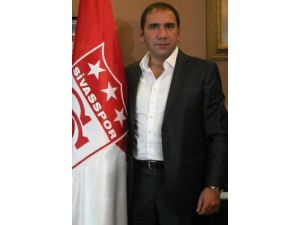 Mecnun Otyakmaz’dan İbrahim Hacıosmanoğlu’na Temiz Futbol Cevabı