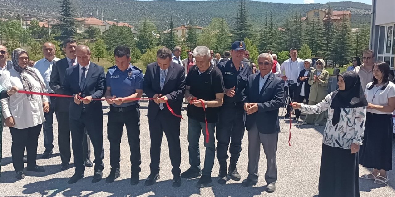 Konya'nın ilçesinde sergi açıldı