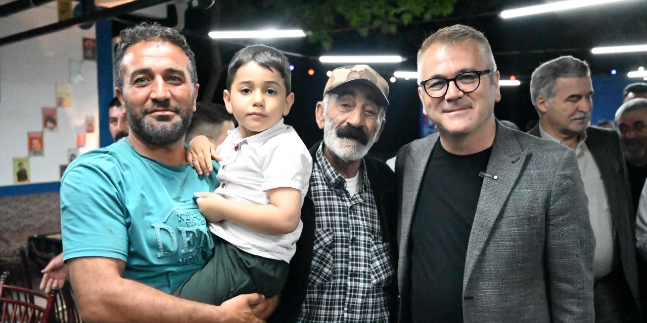 Ustaoğlu halkın sorularını yanıtladı