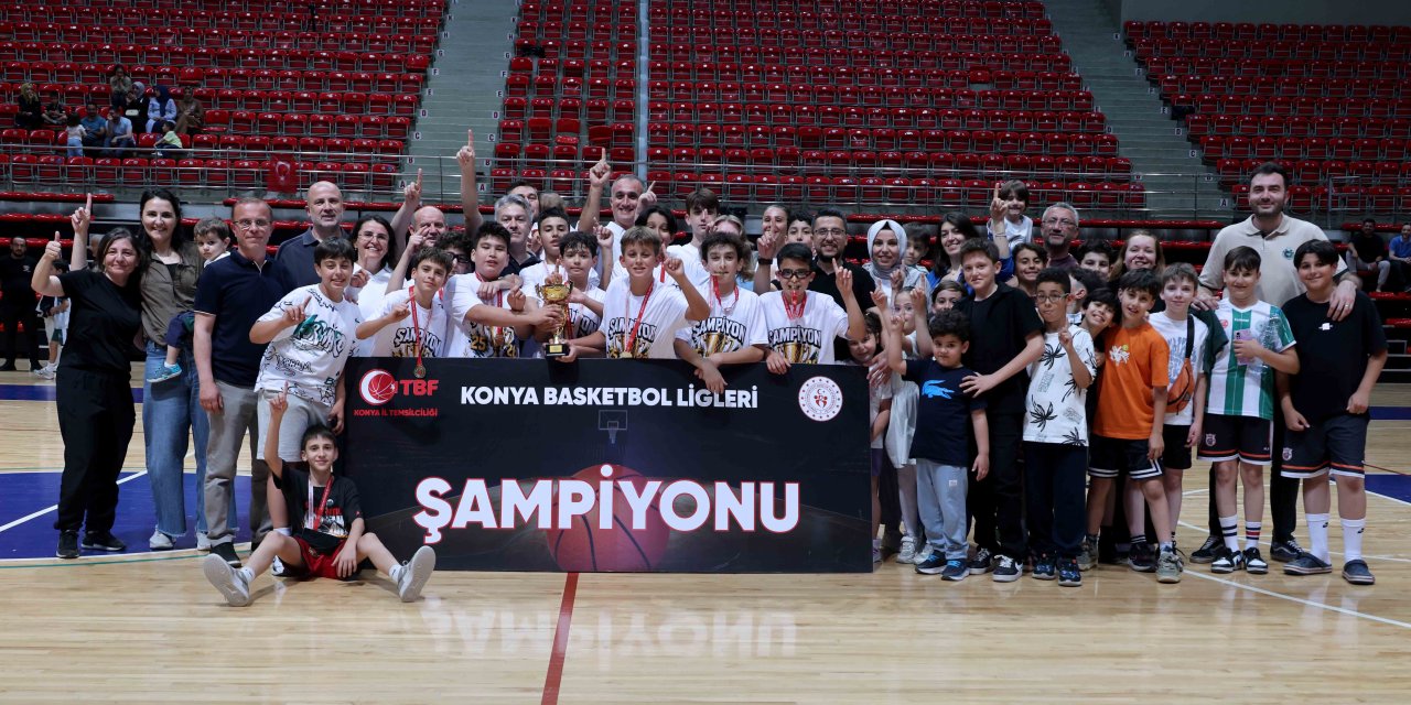 Karatay Belediyespor şampiyon oldu