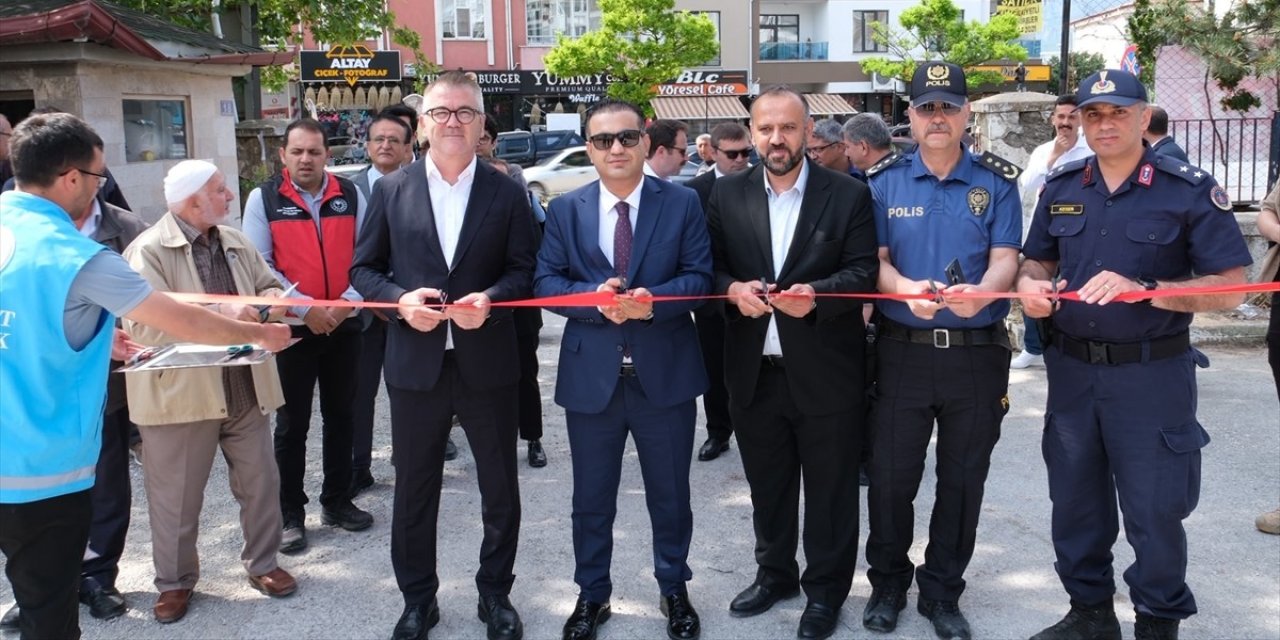 Konya'da Kur'an kursu yararına kermes