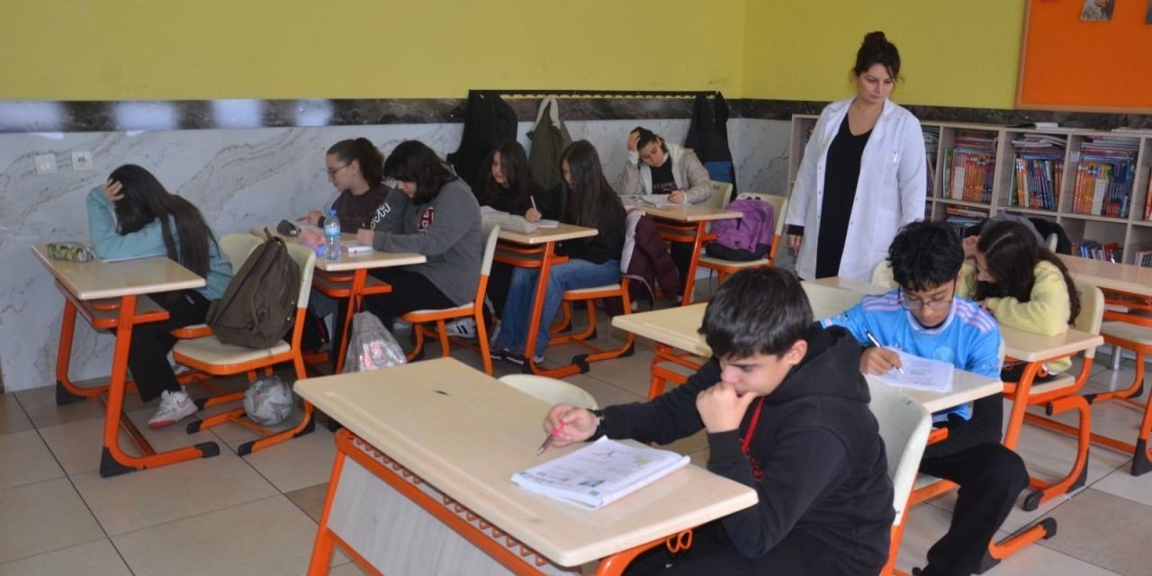 LGS sınavında öğrencilere beslenme paketi