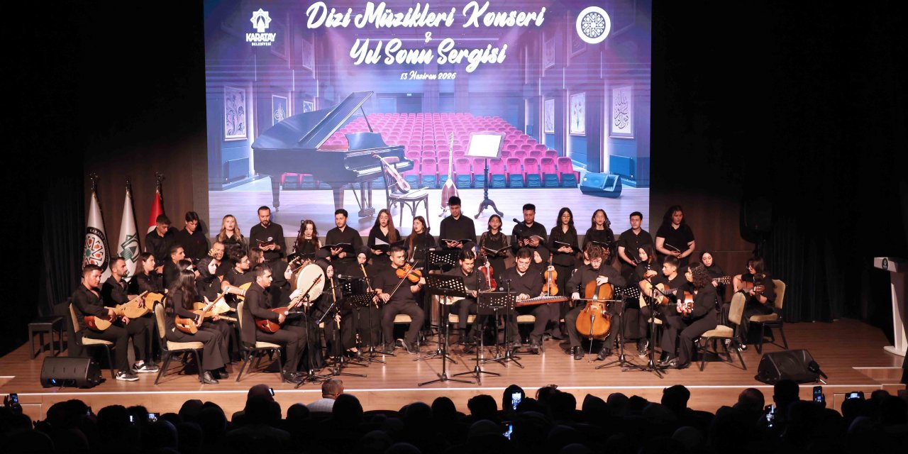 Konya'da kursiyerlerden dizi müzikleri konseri