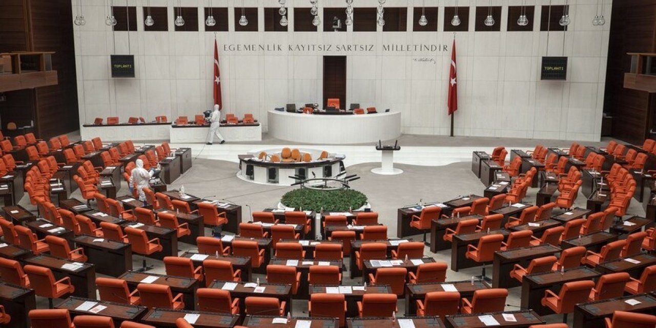 TBMM'nin çalışma süresi uzatıldı