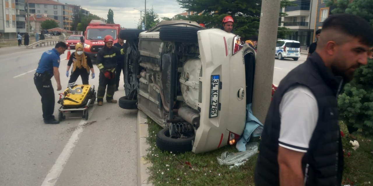 Konya'da feci kaza! Sürücü araçta sıkıştı