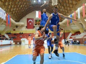 Adanaspor'da 60. Yıl Kutlamaları Sürüyor