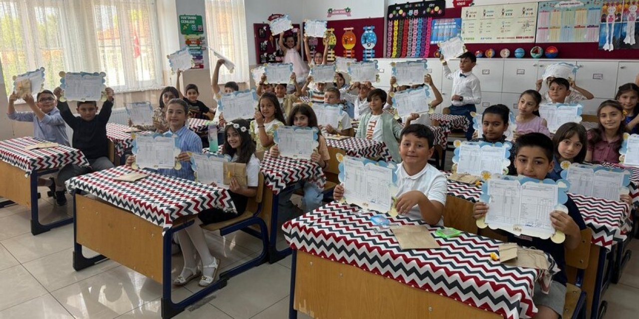 18 milyon öğrenci için 'karne zili' çalacak