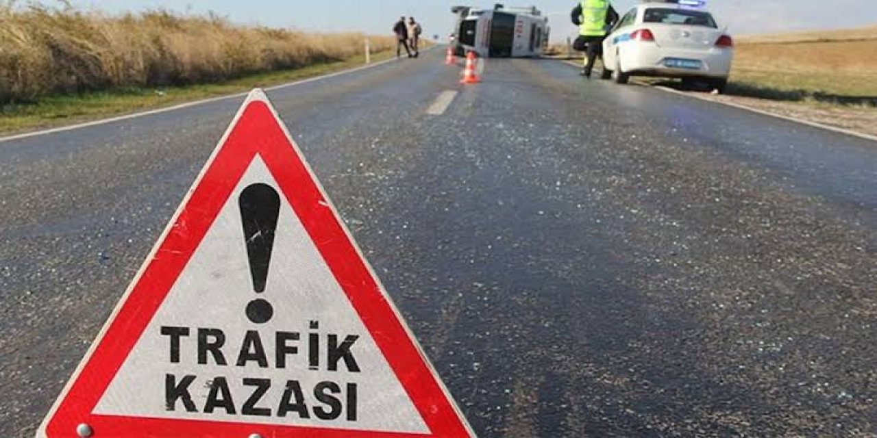 Beyşehir'de devrilen otomobilin sürücüsü hayatını kaybetti