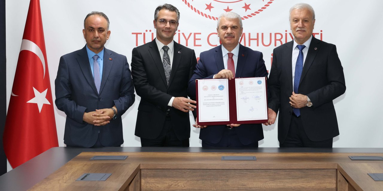 Konya'ya huzurevi ve yaşlı bakım merkezi yapılacak