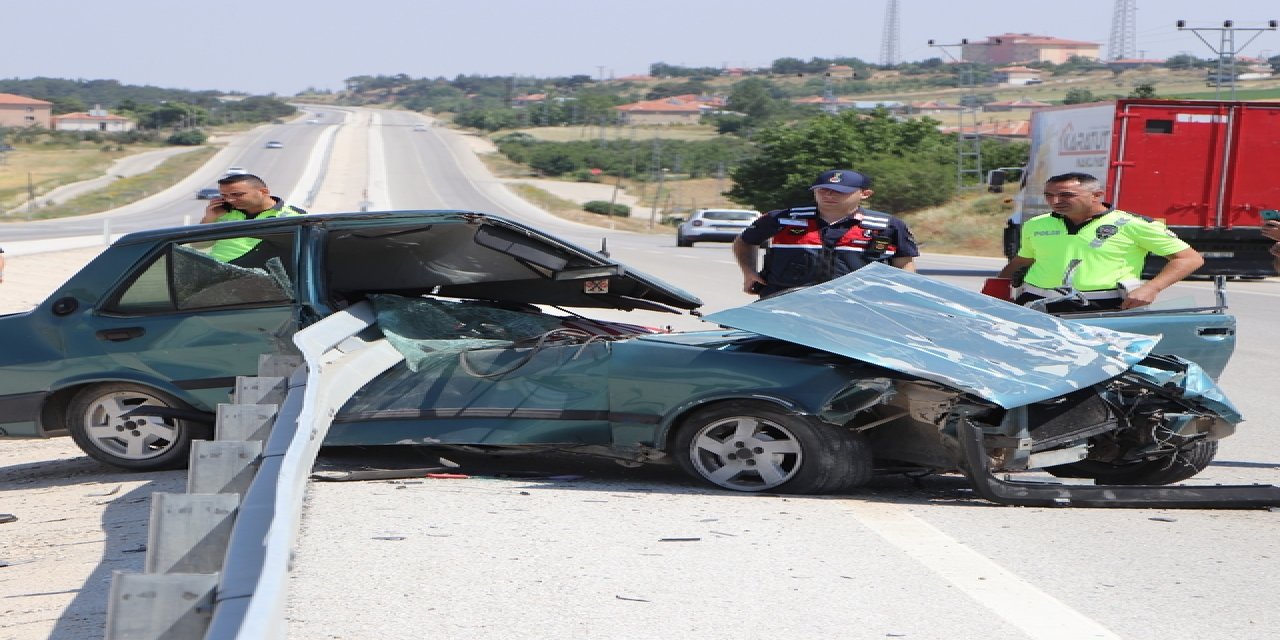Karaman'da otomobilin bariyere çarptığı kazada 1 kişi yaralandı