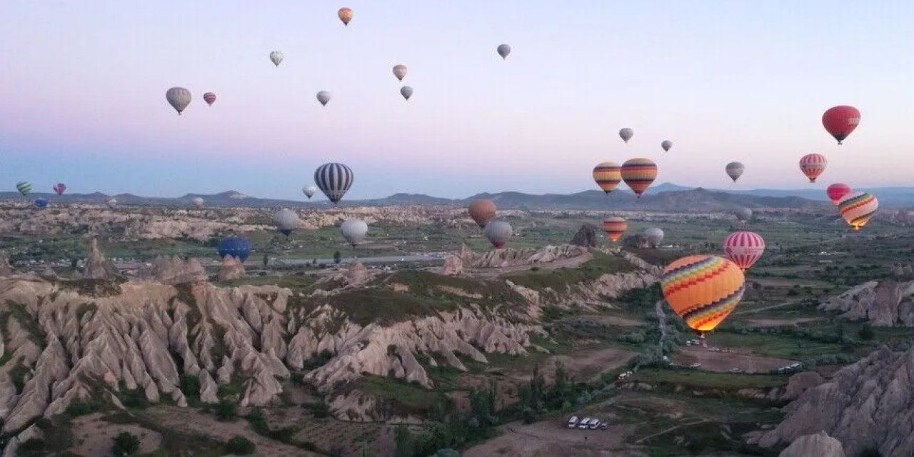 308 bin yolcu balona bindi