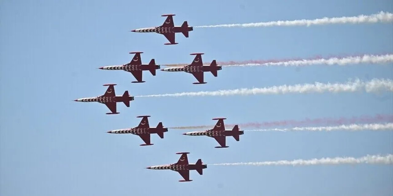 Türk Yıldızları Ankara'da gösteri uçuşu yapacak