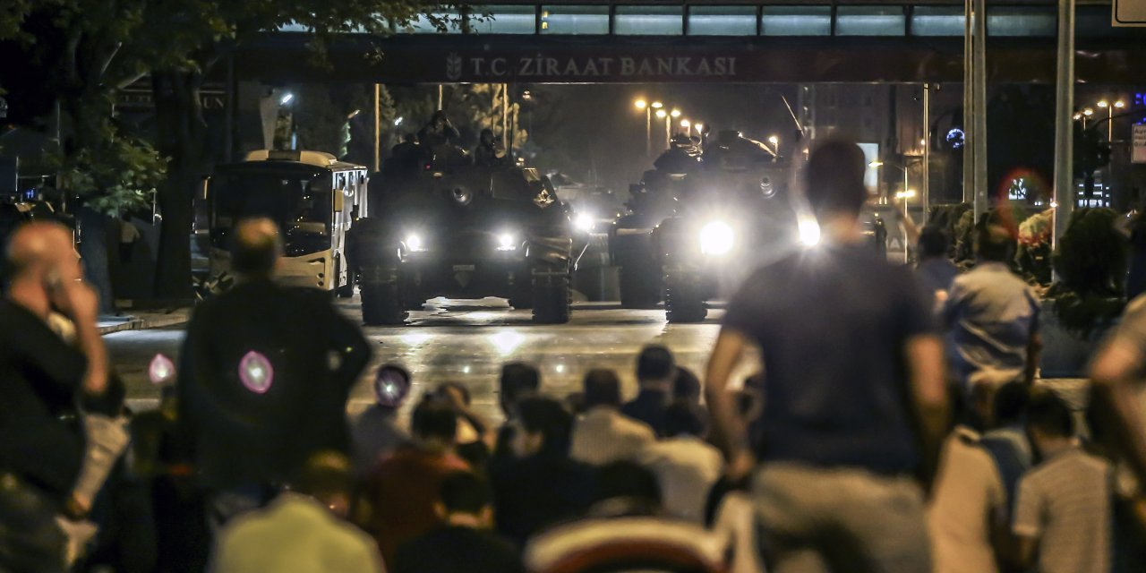Tankların önüne siper olan 15 Temmuz gazisi, o gecenin unutulmamasını istiyor