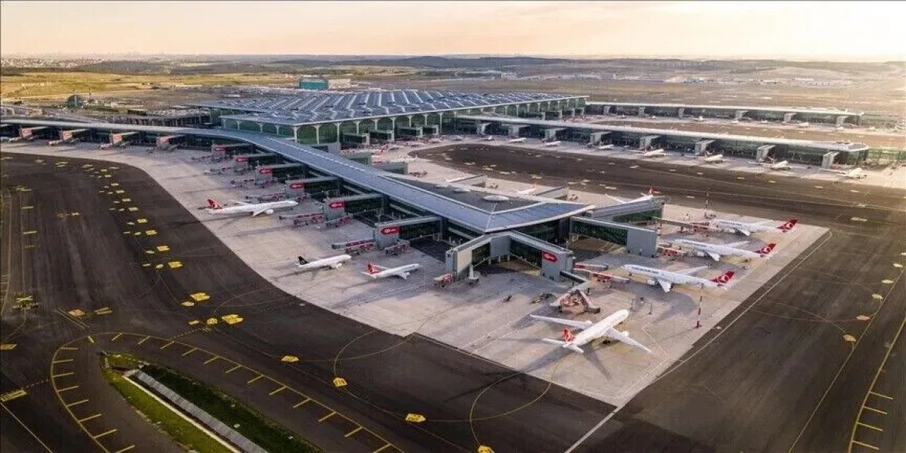 1603 uçuşla rekor kırdı