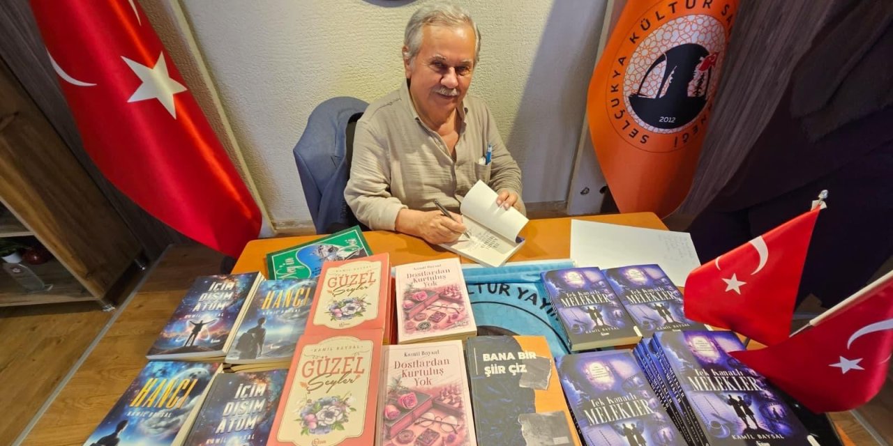 Kamil Baysal Selçukya’da okurlarıyla buluştu