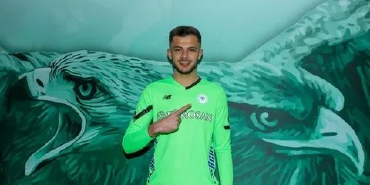 Resmi maç oynamadan Konyaspor'a veda etti