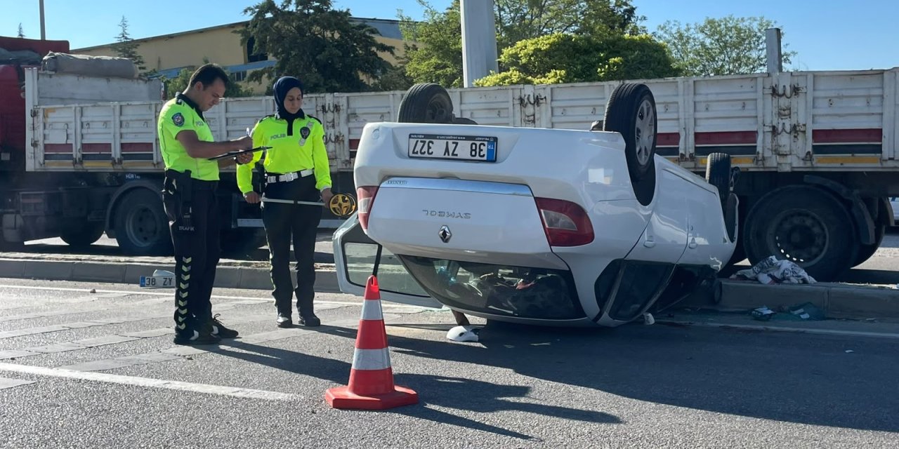 Otomobilin takla attığı kazada 5 kişi yaralandı