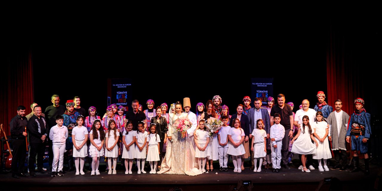 Soprano Ceylan Balcı, Konya'da sanatseverlerle buluştu