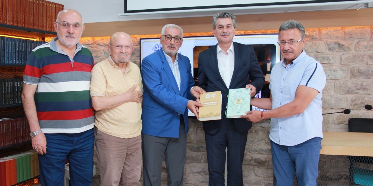 TYB Konya'da 'Mevlana ve Aşk' konuşuldu
