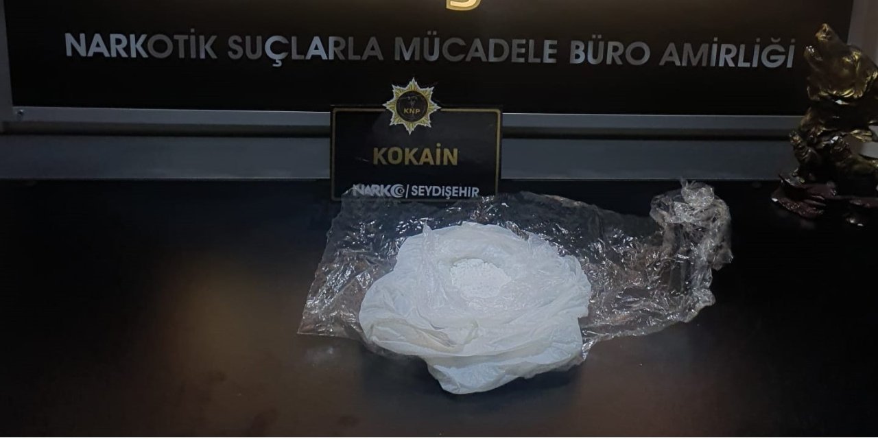 Konya'da uyuşturucudan 2 şüpheli tutuklandı